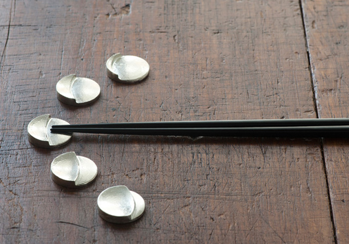 【コロカル商店でお買い物】SHIROKANE 月の満ちかけの箸置きセット