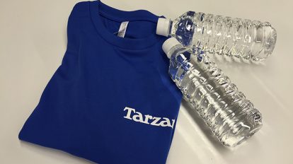 ヨガ体験に持参したのはウェア（Tシャツ＋パンツ）と水1Lのみ。この手軽さも魅力です。