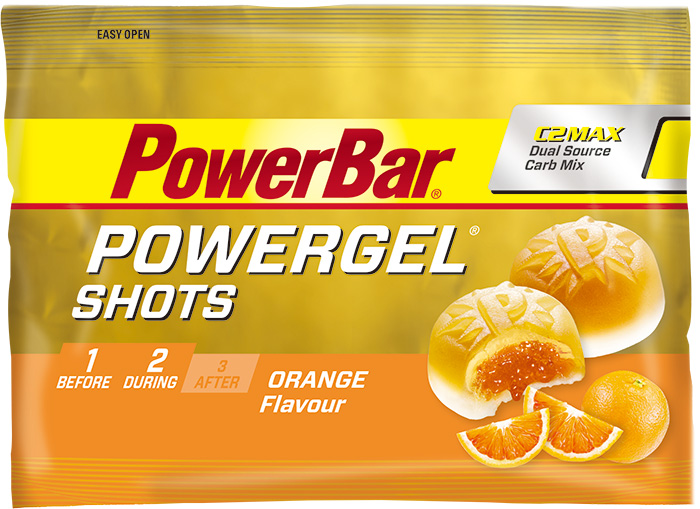 パワースポーツから発売された「PowerGel Shots Orange（パワージェル・ショッツ　オレンジ味）」は運動前と運動中の補給食に最適なゼリー。特許製法「C2MAX炭水化物ブレンド」による高いエネルギー供給速度で、おいしく手軽にエネルギー補給が可能だ。パワースポーツからはオレンジ味をはじめ、コーラ味（カフェイン入り）に加え、ウエハースタイプの「Energize Wafer（エナジャイズ・ウエハース）」のベリー味とチョコレートピーナツ味も新発売。どれも運動の際のエネルギー補給にぴったり。１袋、各320円（税抜）。