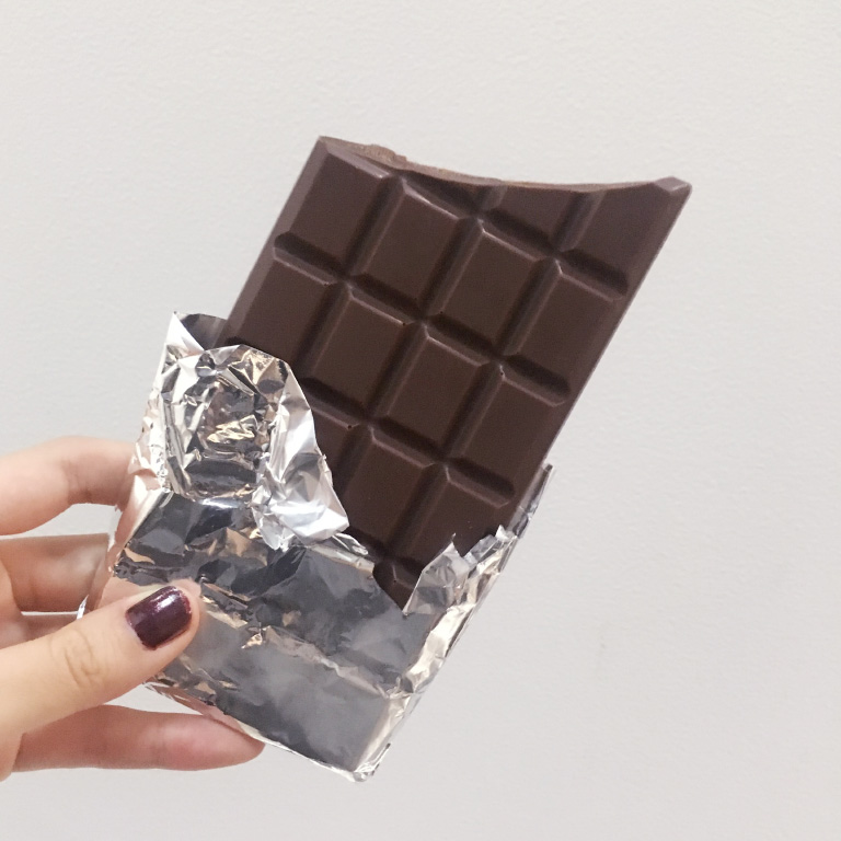 チョコレートの香りに包まれた、スイート＆ビターなSexy Zoneをどうぞ